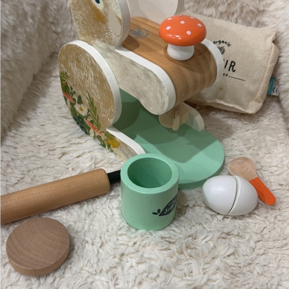 Painted Wooden Bunny kitchen mixer kitchen toy